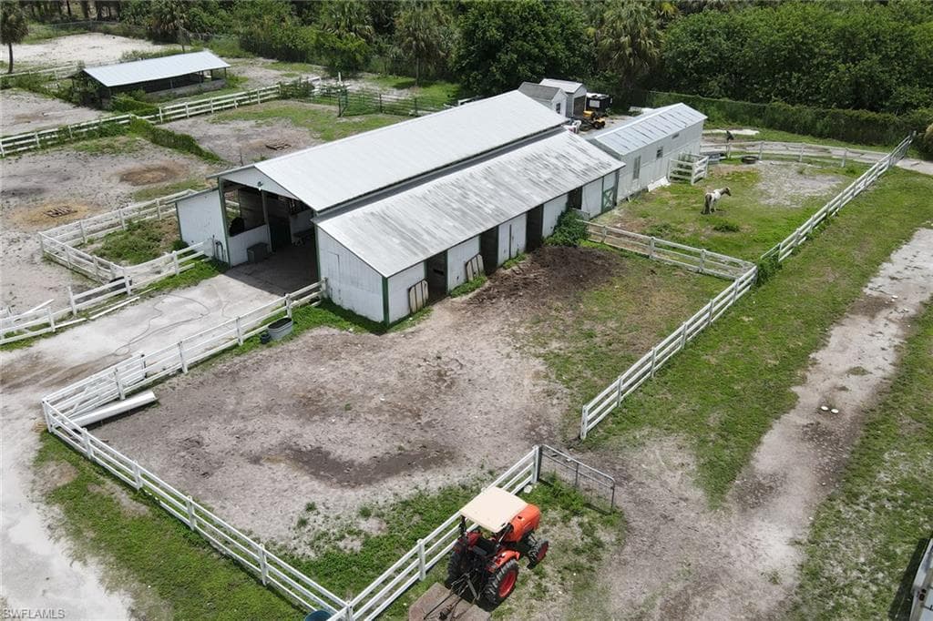 2400 Oil Well RD, NAPLES FL 34120-33