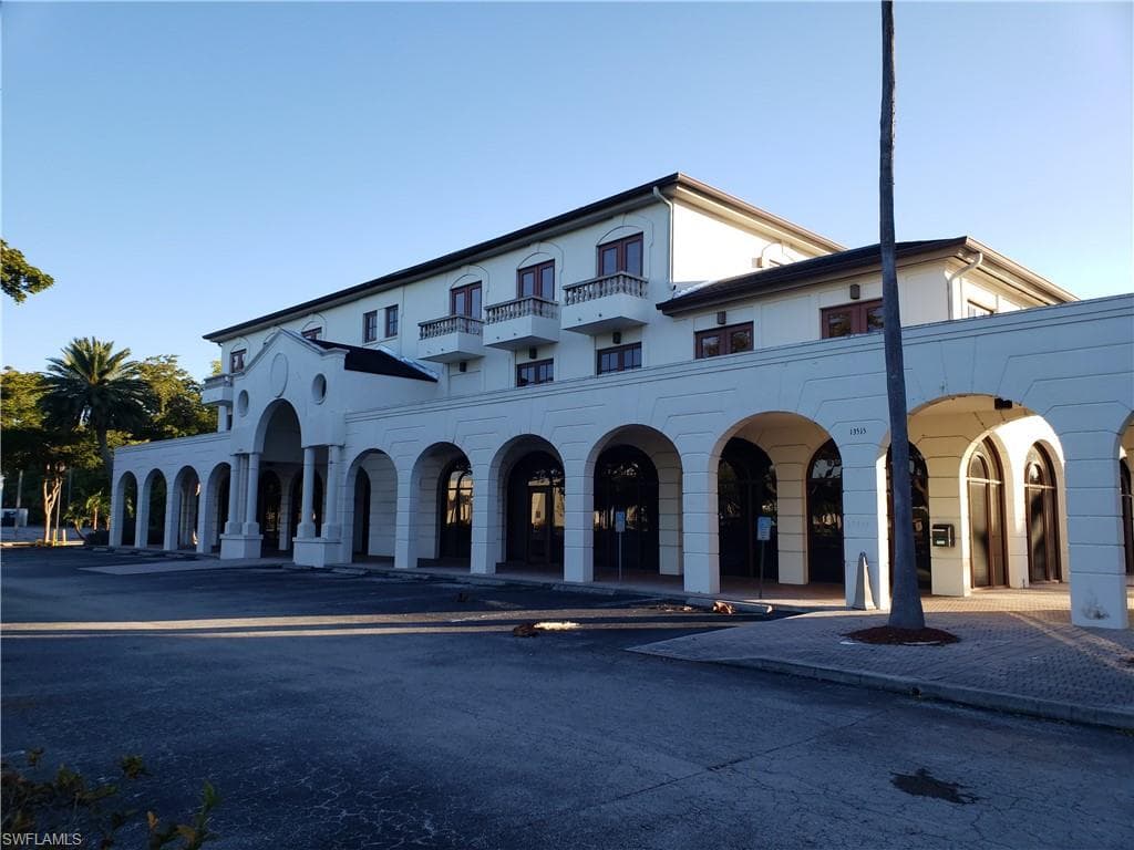 13515 Bell Tower DR, FORT MYERS FL 33907-2