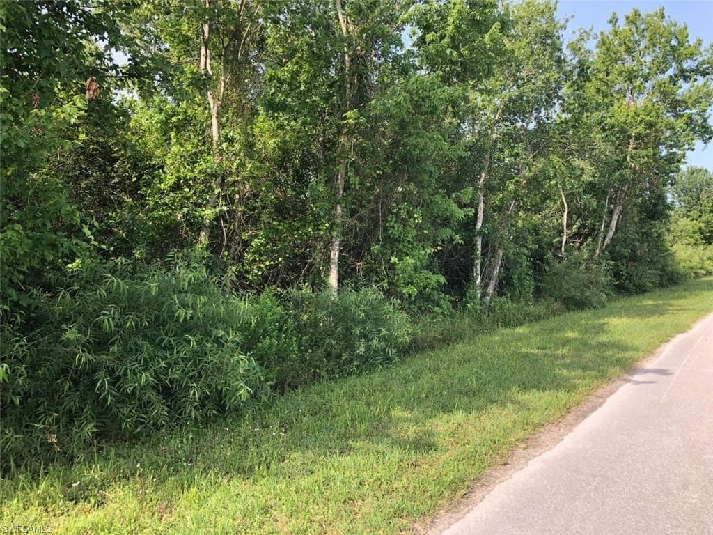 630 Shady Hollow BLVD W, NAPLES FL 34120-2