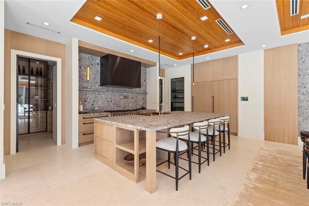 508 16th AVE S-12