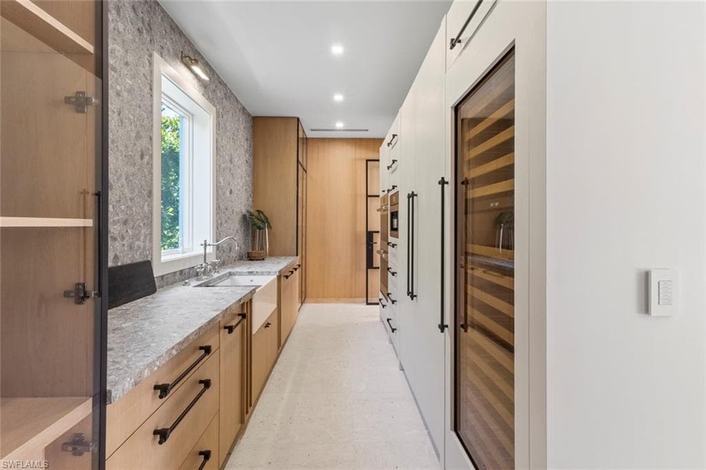 508 16th AVE S-17