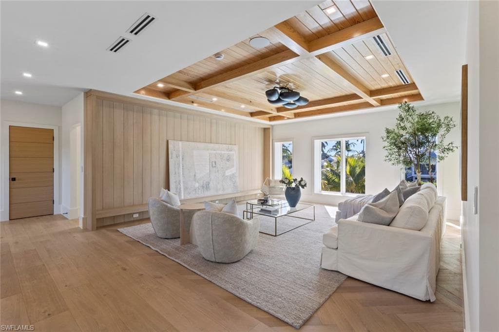 508 16th AVE S-36