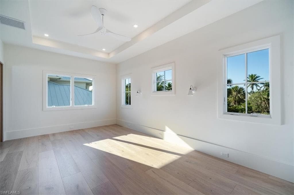 508 16th AVE S-24