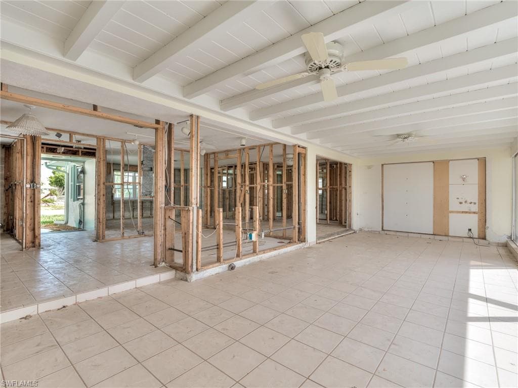 230 Randy LN, FORT MYERS BEACH FL 33931-19