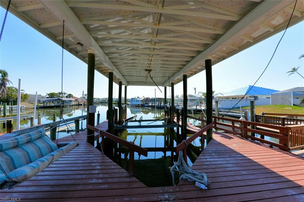 230 Randy LN, FORT MYERS BEACH FL 33931-13