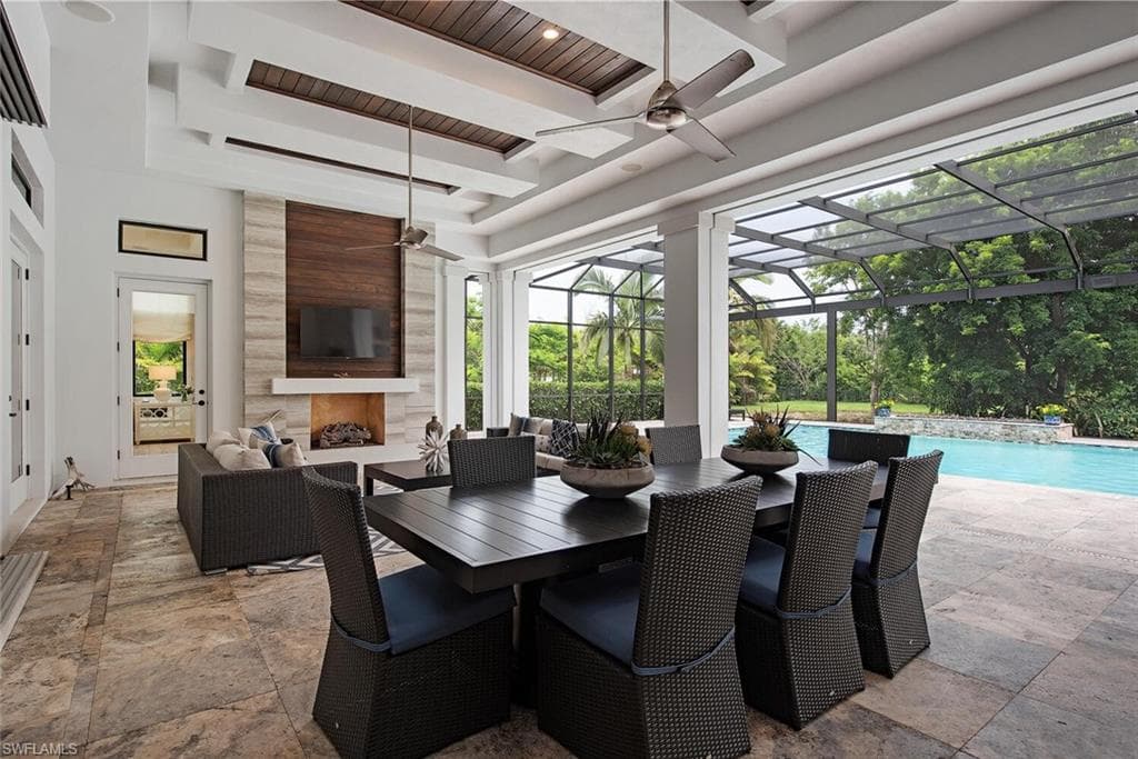 179 Mahogany DR-5