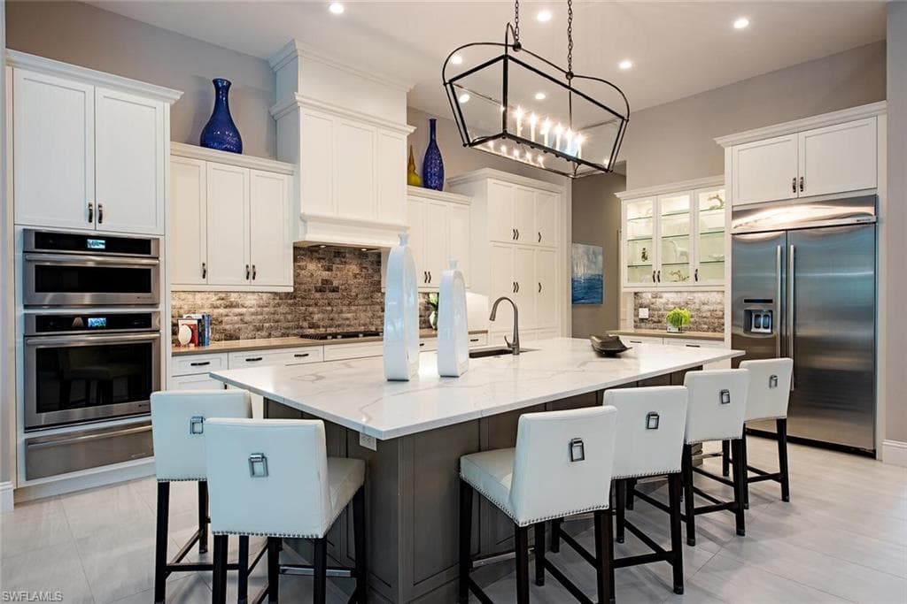 179 Mahogany DR-12