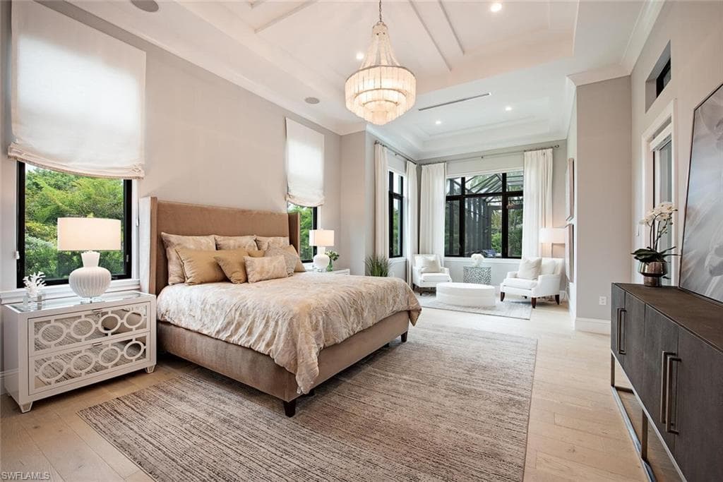 179 Mahogany DR-17