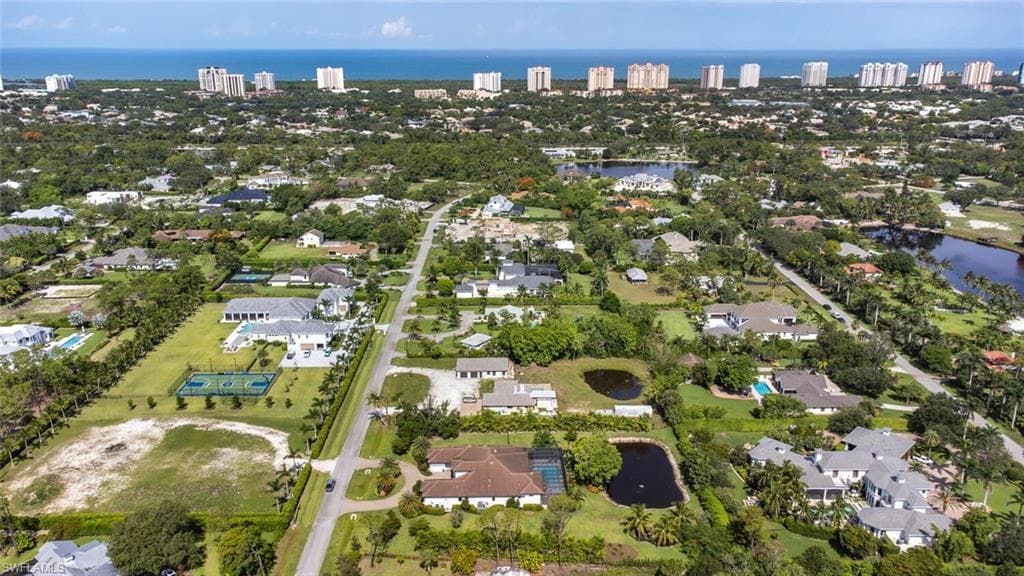 179 Mahogany DR-3