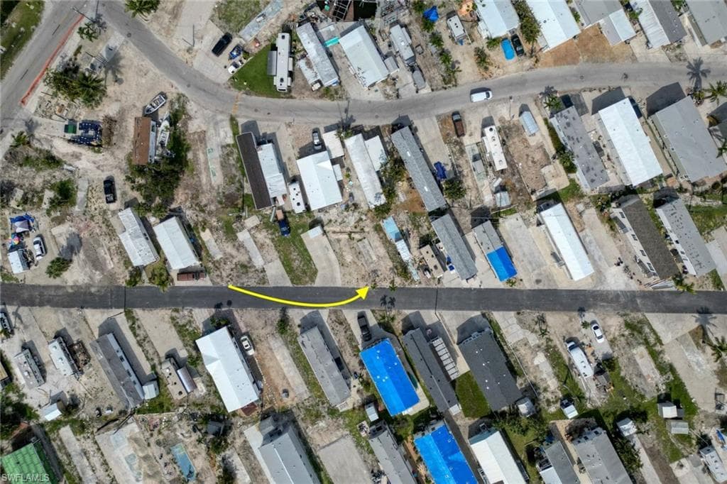 11 Helen LN, FORT MYERS BEACH FL 33931-16