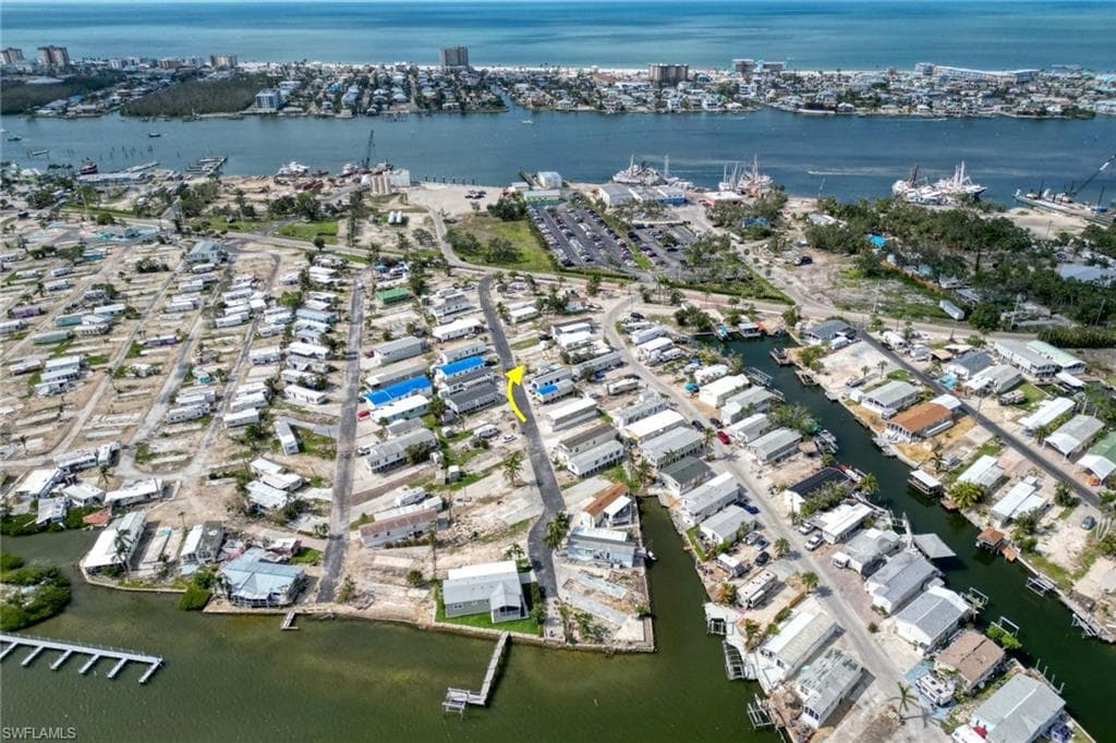 11 Helen LN, FORT MYERS BEACH FL 33931-11