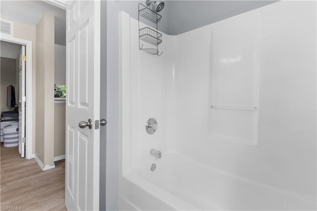 11568 Forest Mere DR, BONITA SPRINGS FL 34135-22