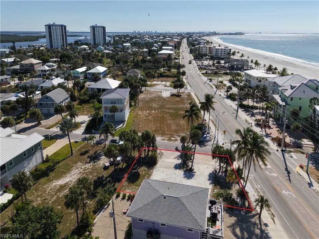 103-105 Hercules DR, FORT MYERS BEACH FL 33931-1