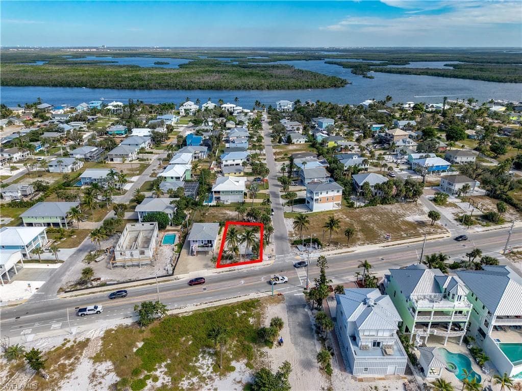 103-105 Hercules DR, FORT MYERS BEACH FL 33931-29