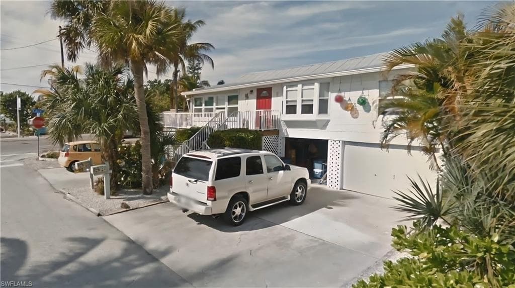 103-105 Hercules DR, FORT MYERS BEACH FL 33931-14