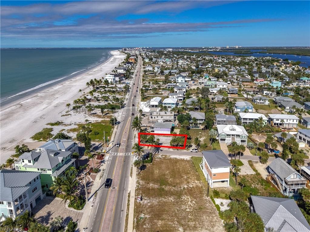 103-105 Hercules DR, FORT MYERS BEACH FL 33931-10