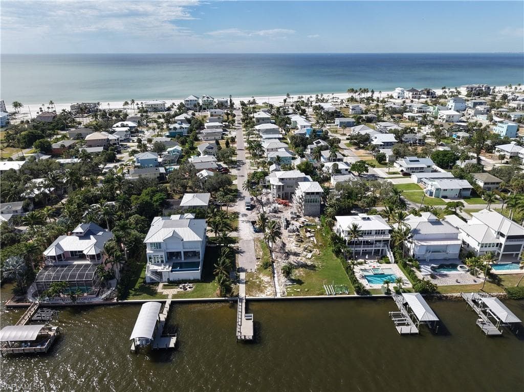 103-105 Hercules DR, FORT MYERS BEACH FL 33931-28