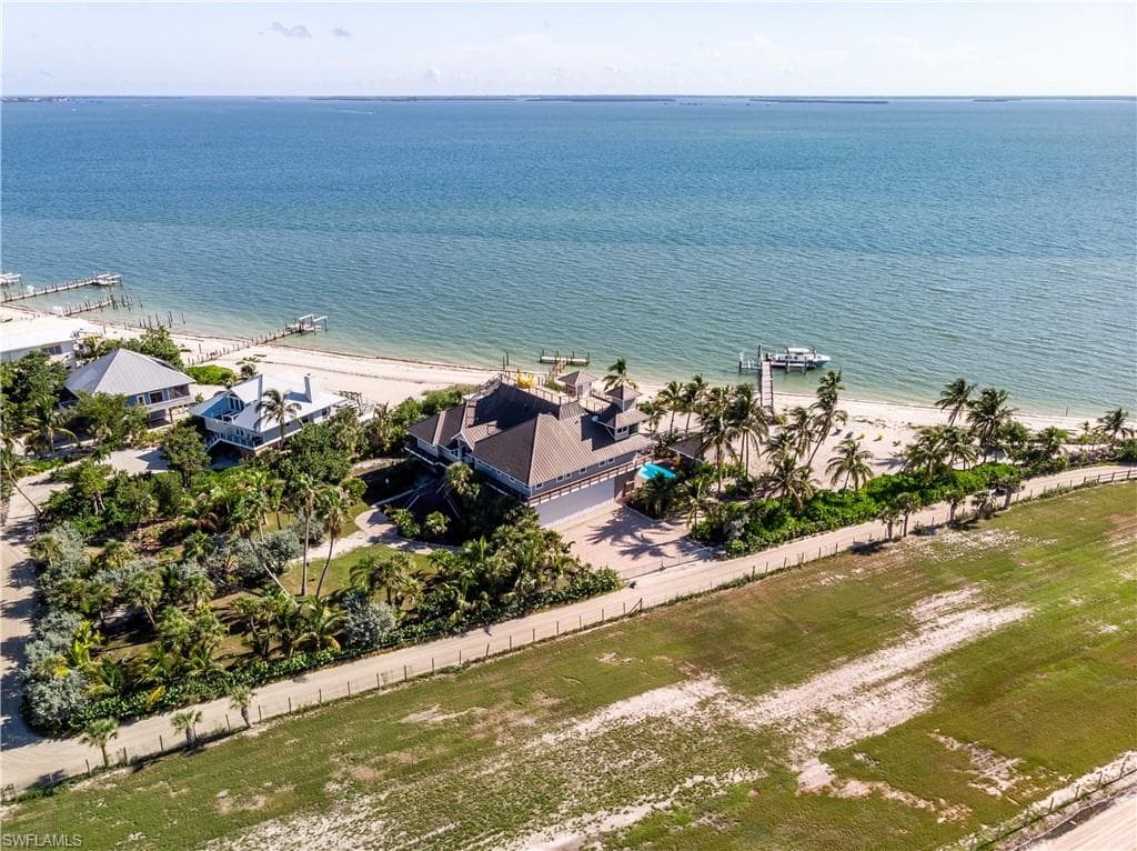 211 Kingfisher DR, CAPTIVA FL 33924-2