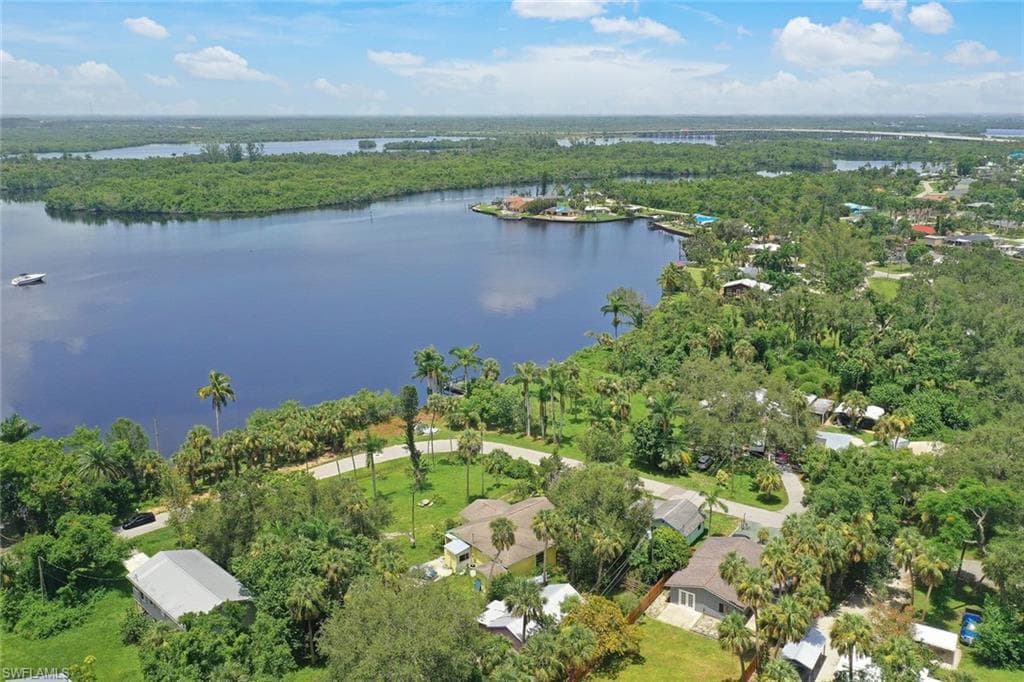 4844-4846 E Riverside DR, FORT MYERS FL 33905-2