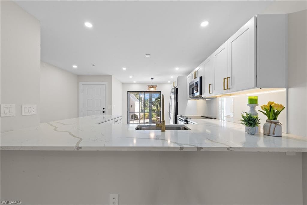 12130 Kelly Greens BLVD # 95, FORT MYERS FL 33908-19