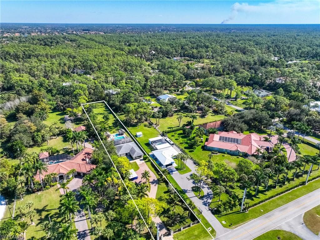 1890 Oakes BLVD, NAPLES FL 34119-42