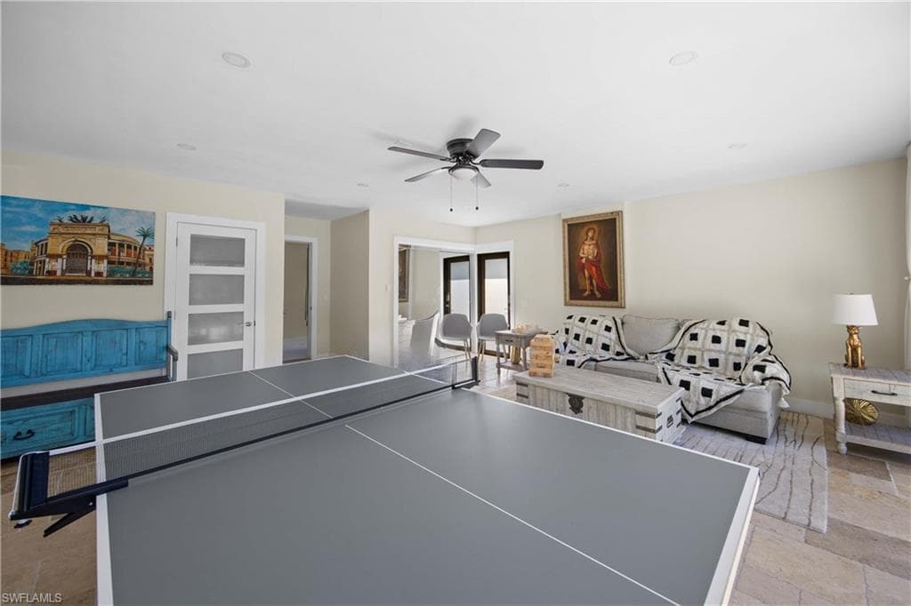 1890 Oakes BLVD, NAPLES FL 34119-19