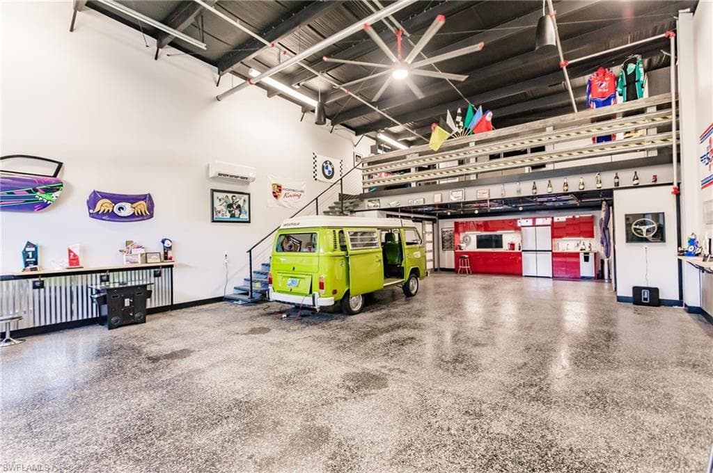 16261 & 16271 Pine Ridge RD # 401, FORT MYERS FL 33908-5