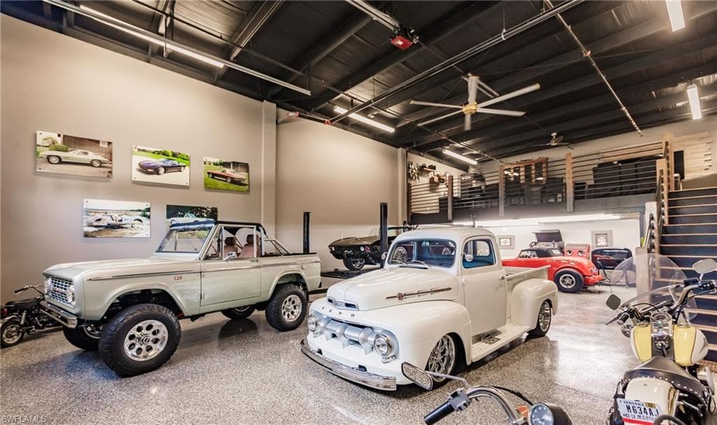 16261 & 16271 Pine Ridge RD # 401, FORT MYERS FL 33908-3