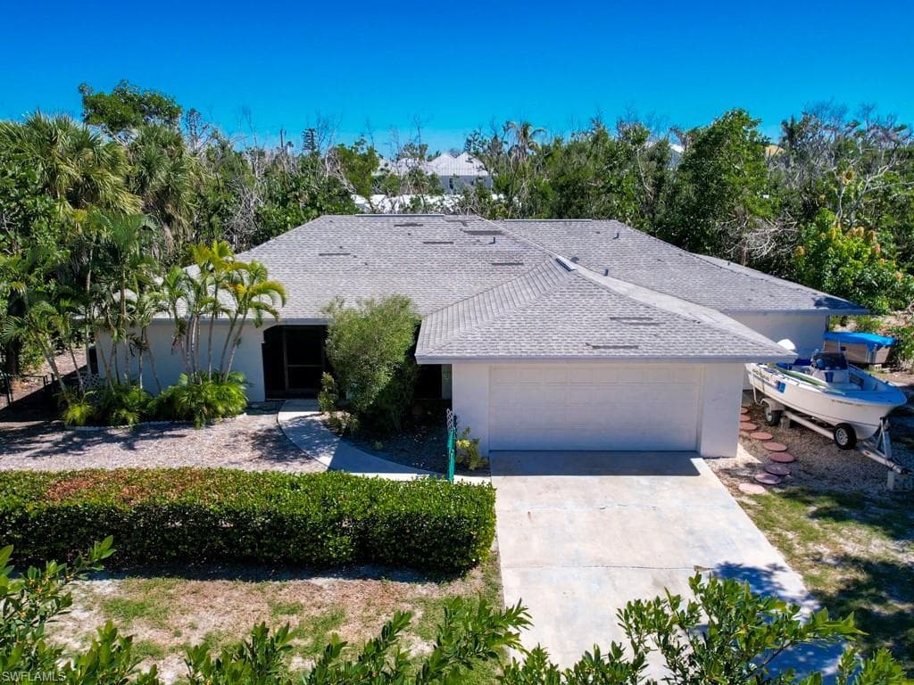 1113 Skiff PL, SANIBEL FL 33957-5