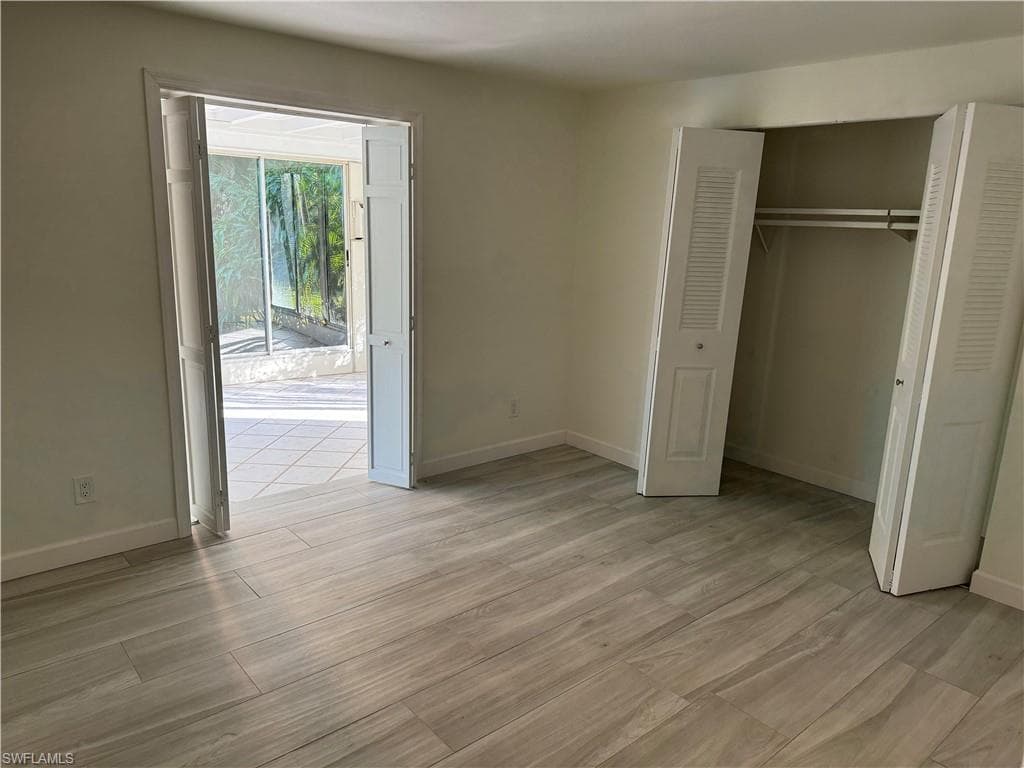 2393 Outrigger LN, NAPLES FL 34104-12