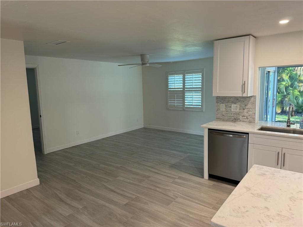 2393 Outrigger LN, NAPLES FL 34104-8