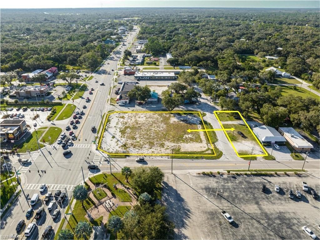10 W Hickpochee AVE, LABELLE FL 33935-2