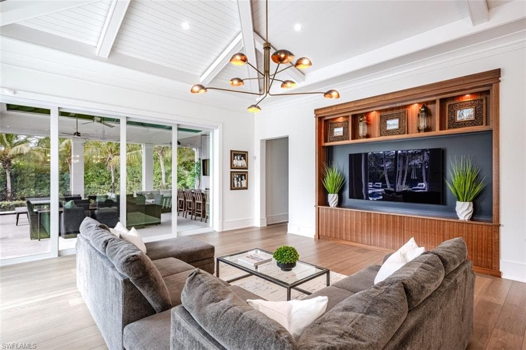 185 CAJEPUT DR, NAPLES FL 34108-7