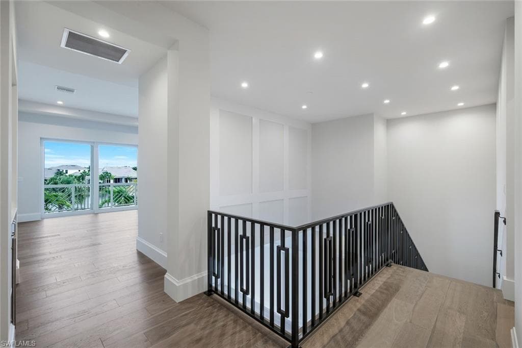 16716 Enclave CIR, NAPLES FL 34110-30