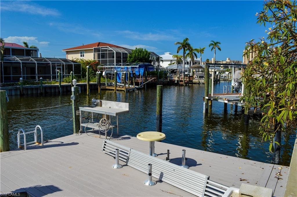 206 Ibis ST, FORT MYERS BEACH FL 33931-5