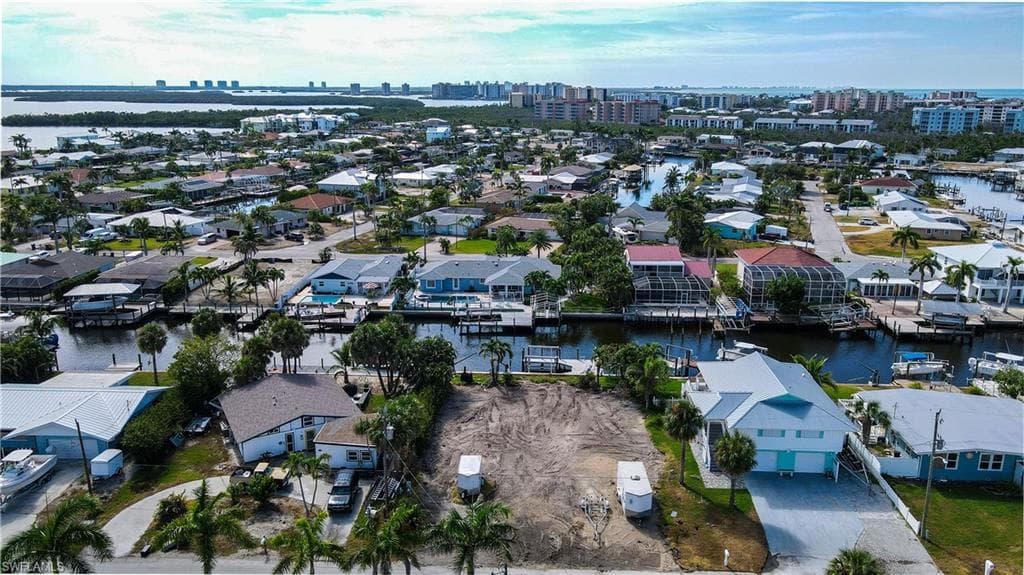 206 Ibis ST, FORT MYERS BEACH FL 33931-19