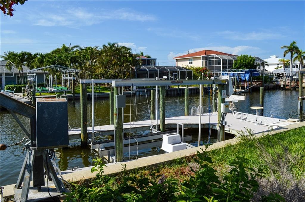 206 Ibis ST, FORT MYERS BEACH FL 33931-13