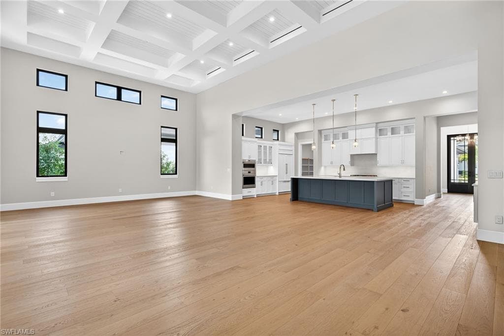 2055 Cambridge Park DR, NAPLES FL 34109-5