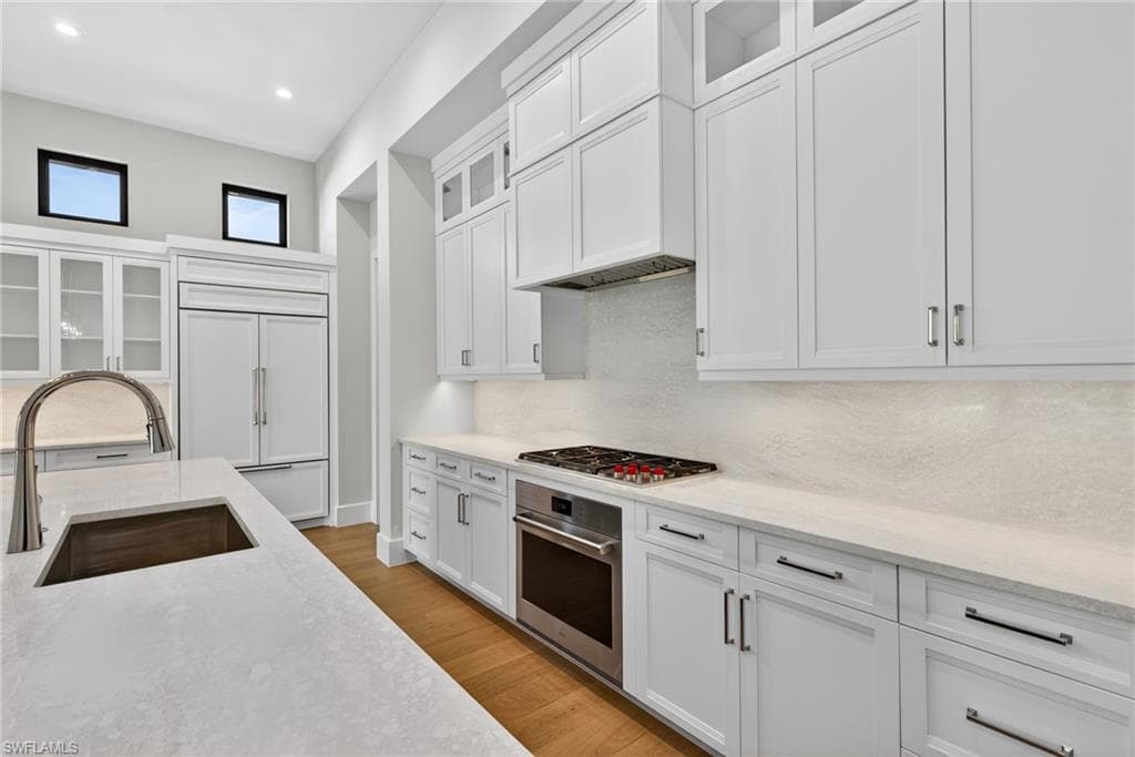 2055 Cambridge Park DR, NAPLES FL 34109-11