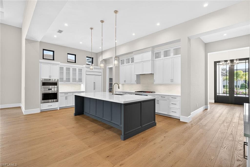 2055 Cambridge Park DR, NAPLES FL 34109-9