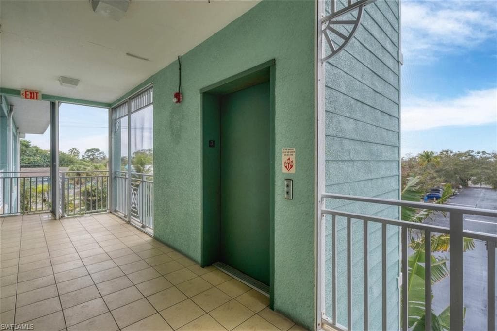 27991 Largay WAY # A301, BONITA SPRINGS FL 34134-23