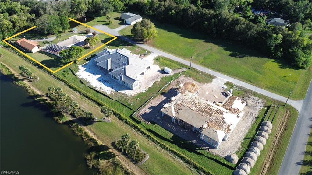 2373 Anthony CT, NAPLES FL 34109-19