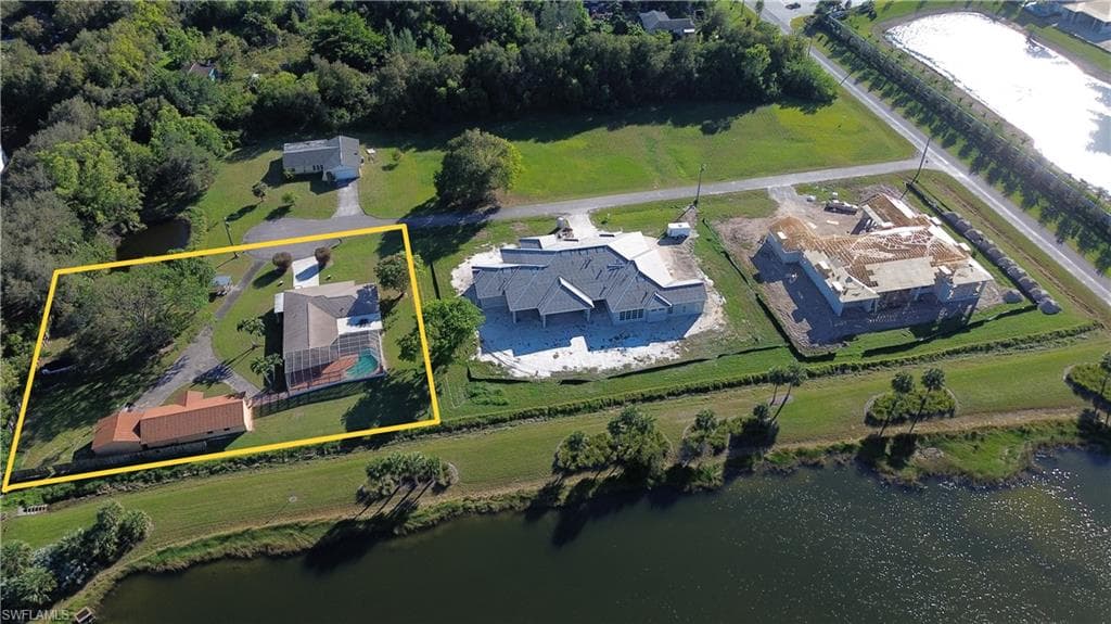 2373 Anthony CT, NAPLES FL 34109-18