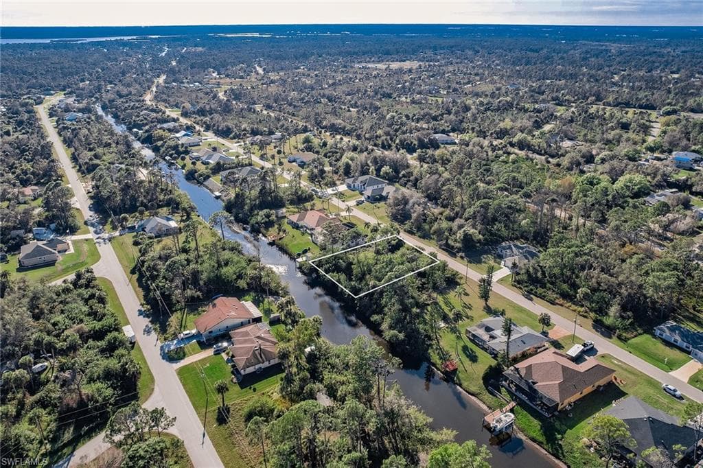 100 Cory ST, PORT CHARLOTTE FL 33953-5