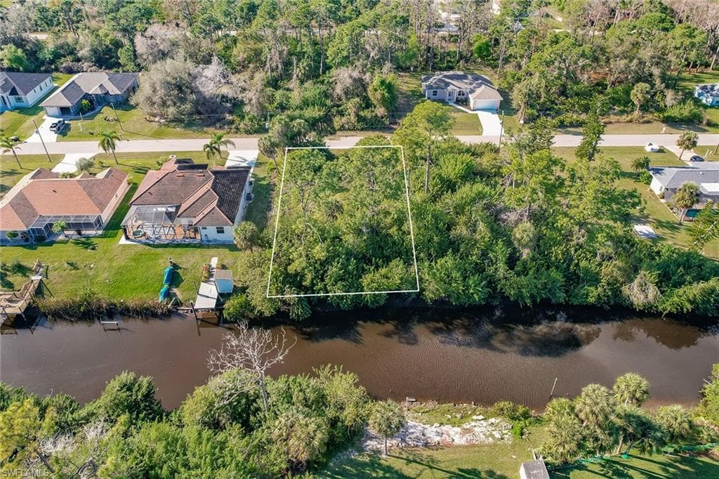 100 Cory ST, PORT CHARLOTTE FL 33953-12