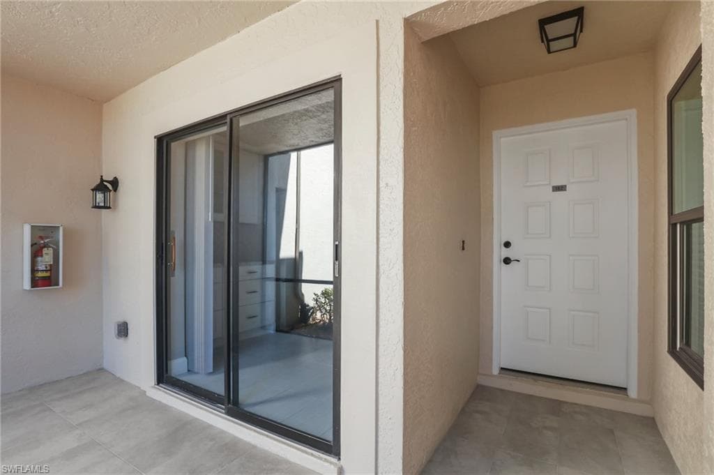 16321 Kelly Woods DR # 182, FORT MYERS FL 33908-3