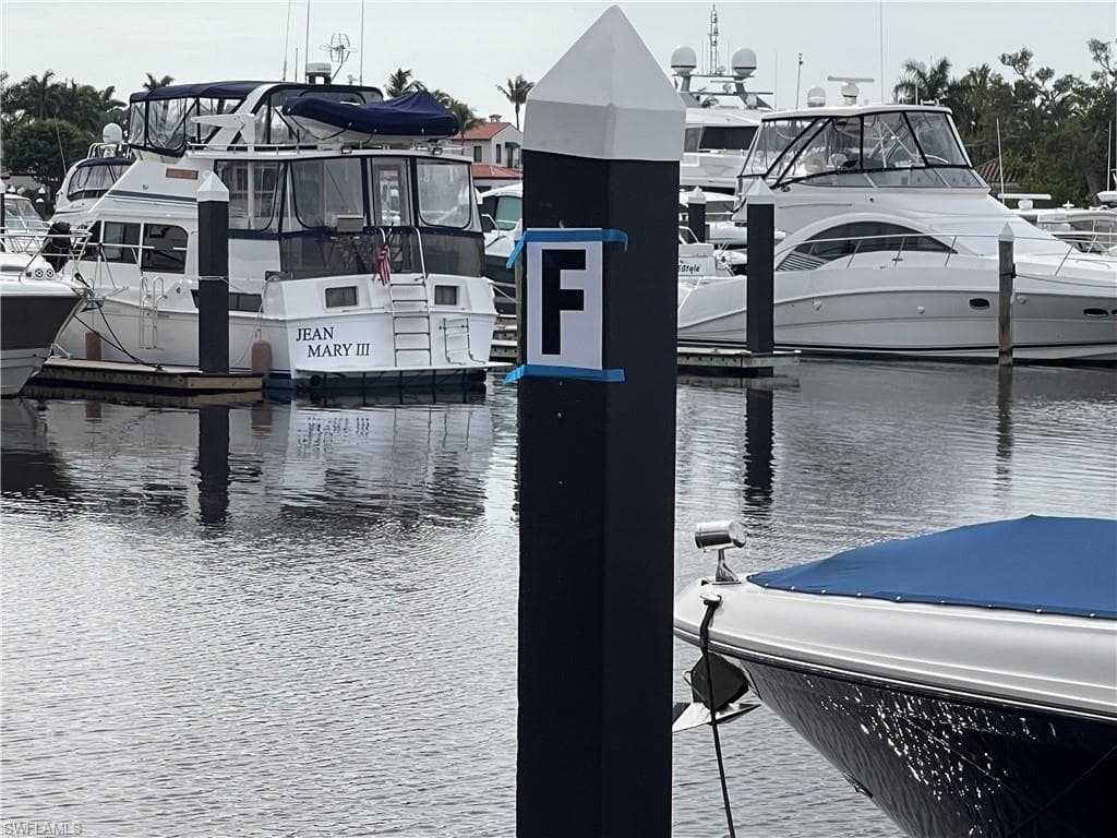 48' BOAT SLIP AT GULF HARBOUR F-15, FORT MYERS FL 33908-3