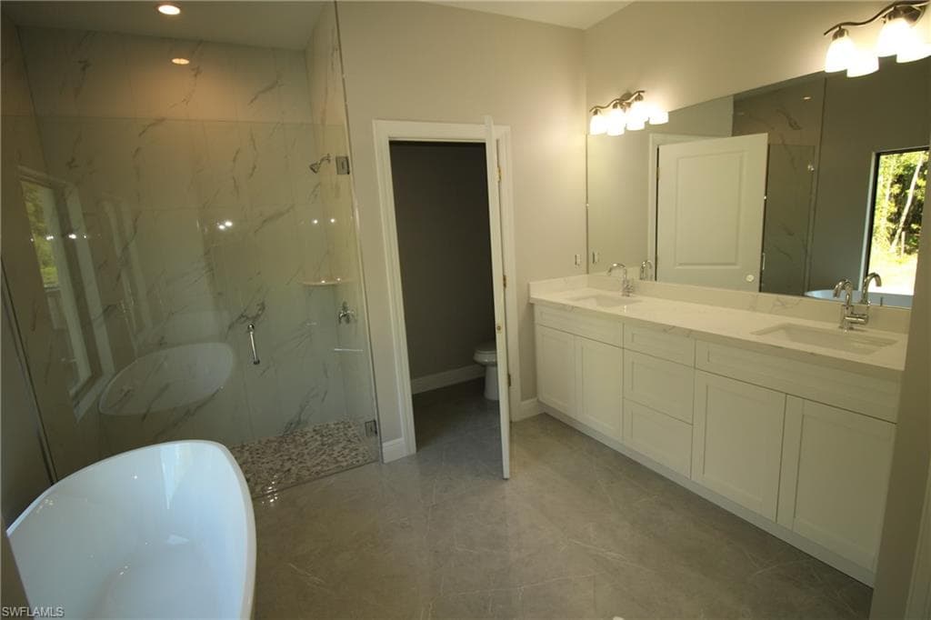 10827 Greenway RD, NAPLES FL 34114-15