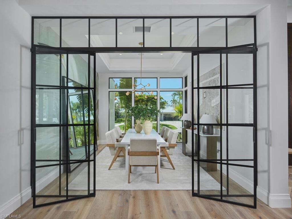 595 16th AVE S, NAPLES FL 34102-14