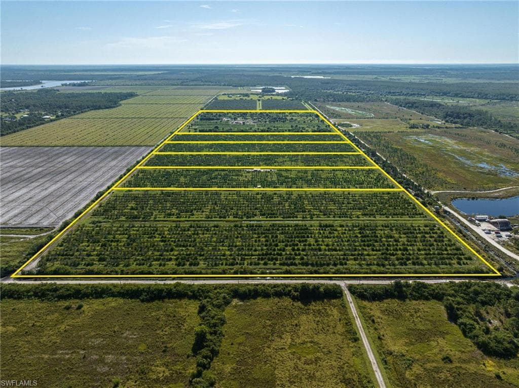 21979 Carter RD, ESTERO FL 33928-8